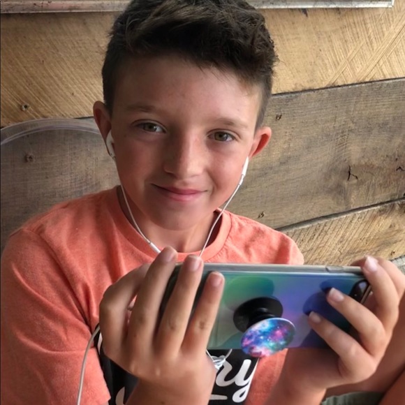 Meet your Posher, Holly - Picture 9 of 12